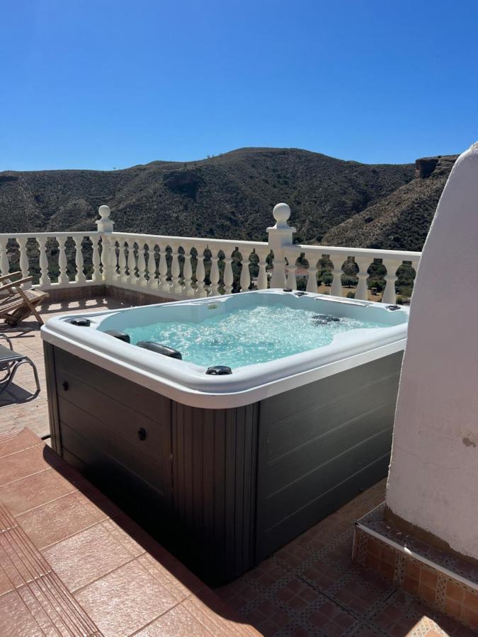 Rambla Retreats Apartment Rojo With Shared Pool & Hot Tub Stunning Views In Oria Eksteriør bilde